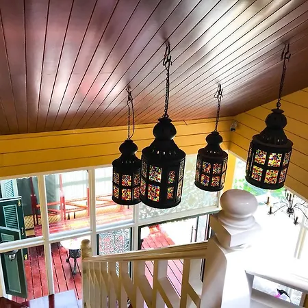 Baan Sopa Rajaprarop Bed & Breakfast